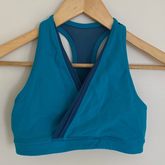 lululemon athletica Other - lululemon Deep V Sports Bra Size 6